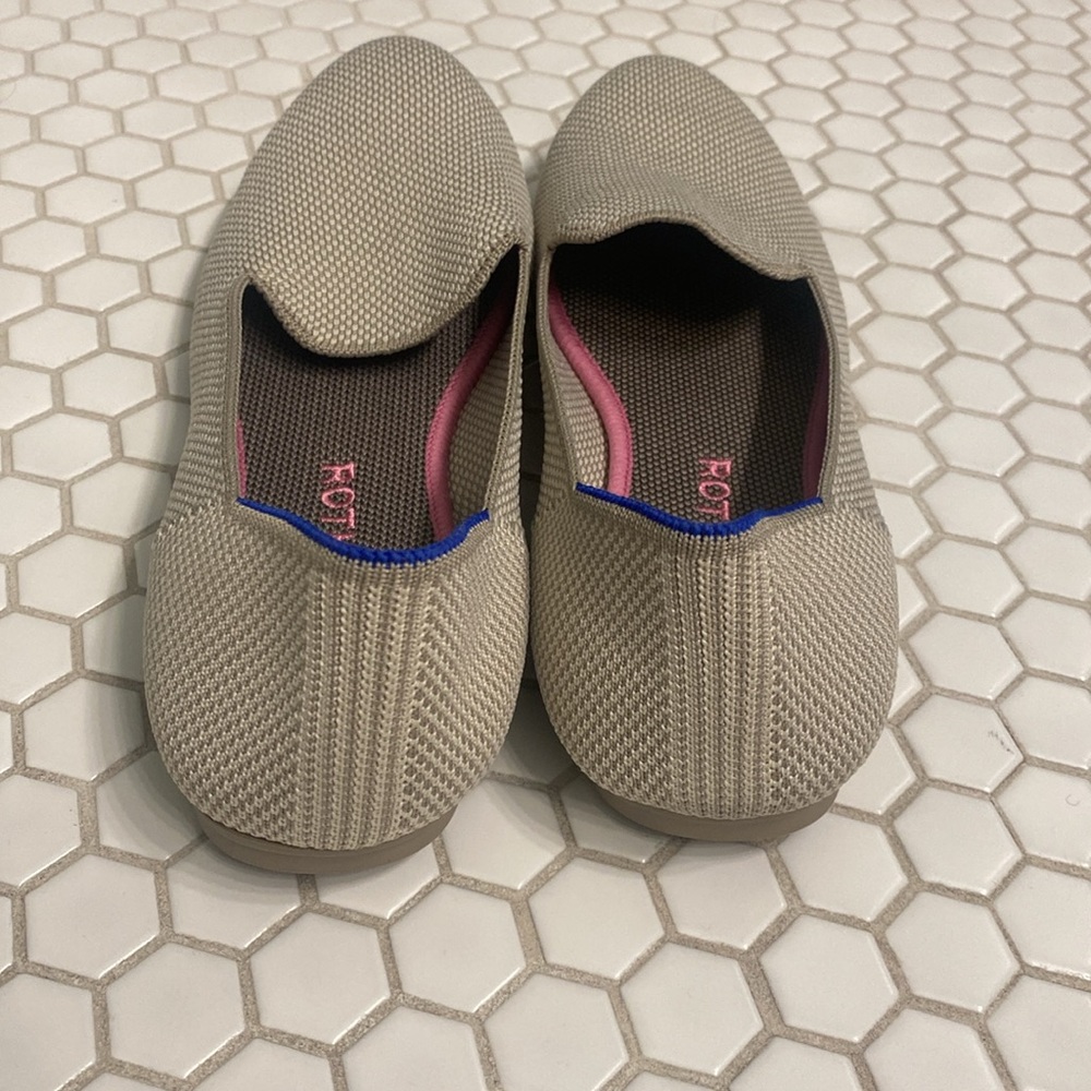Rothy's Loafers | Tan & Cream Texture | Rounded Toe Flats | Size 8 - Picture 11 of 11
